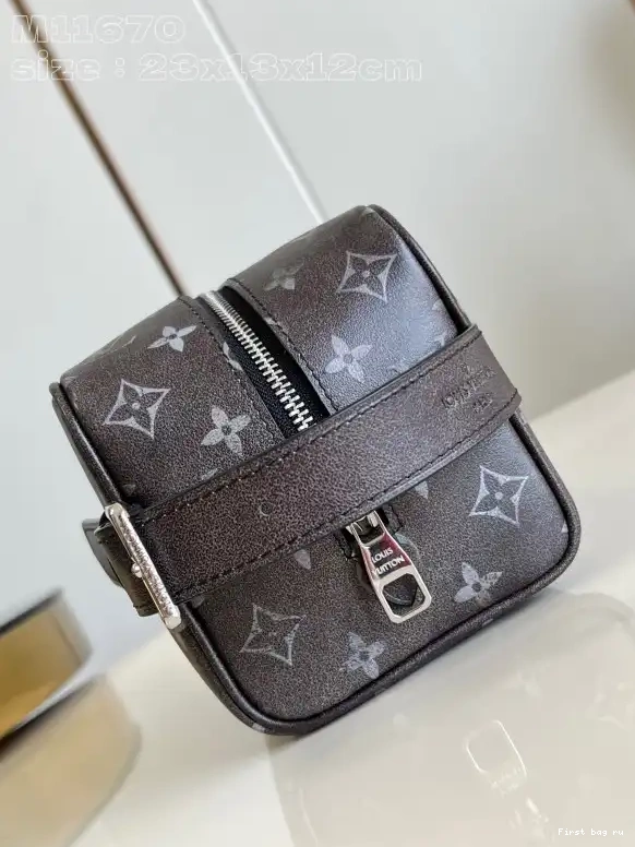 First bag ru bag-23*13*12CM DOPP LOCKER LOUIS KIT VUITTON 0623